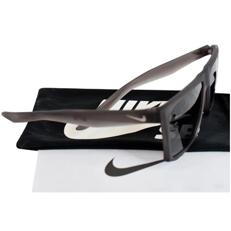 Nike NIKE LEDGE EV1058 Sunglasses 